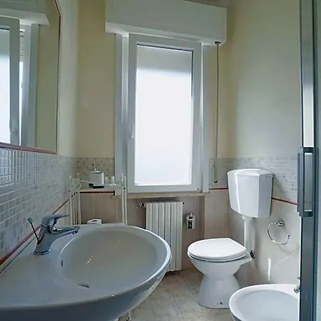 Manuela Hotel 3*