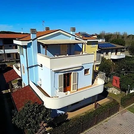 Aparthotel Manuela 3*